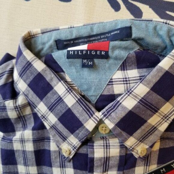 Tommy Hilfiger Button Down Men's shirt - Picture 2 of 4